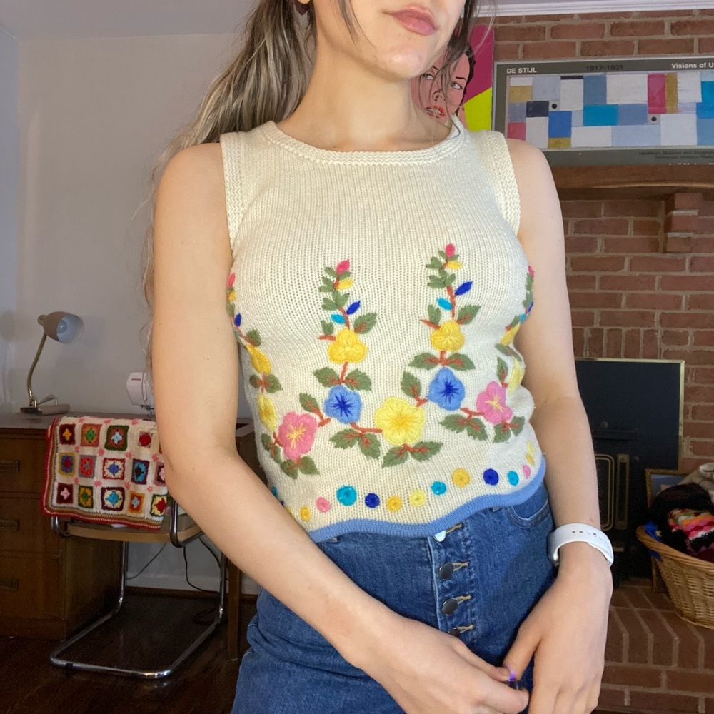 Vintage 60s Floral Embroidery Wool Square High U Neck Handmade Sweater V…